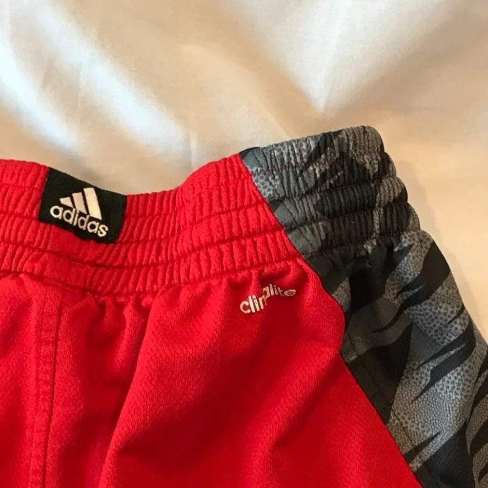 Adidas Red Basketball Shorts Mens M